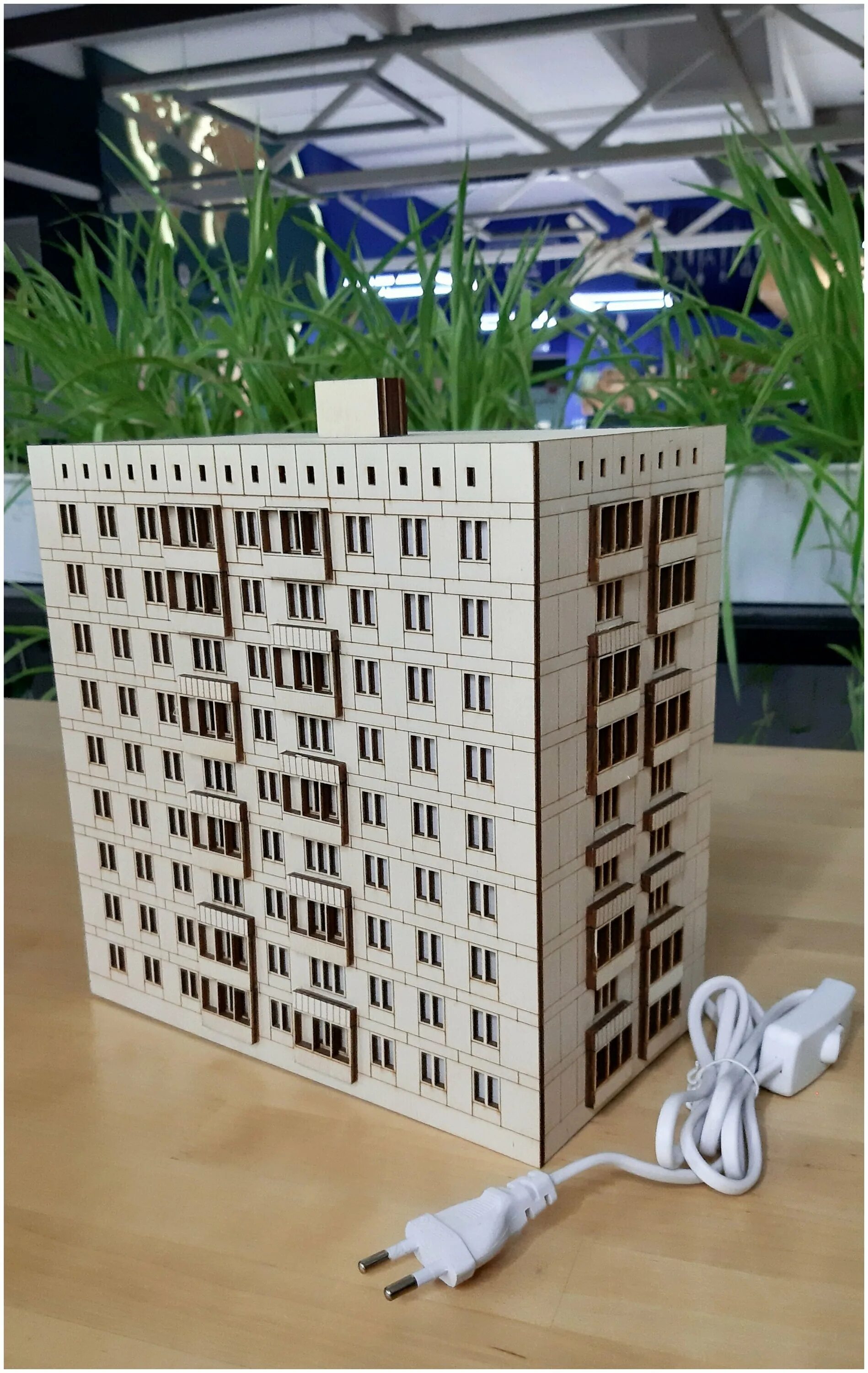 ночник панельный дом. светильник в виде панельного дома. панелька ночник никита анохин. светильник панельная многоэтажка. светильник многоэтажка.