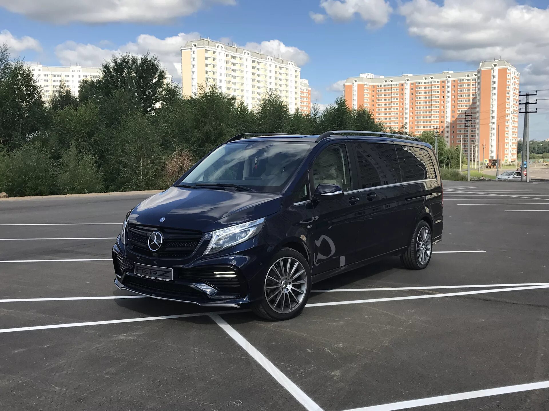 Купить мерседес 447. Mercedes-Benz v-class w447. Mercedes Benz Vito 447. Мерседес Бенц v class w447. Mercedes v class 447.