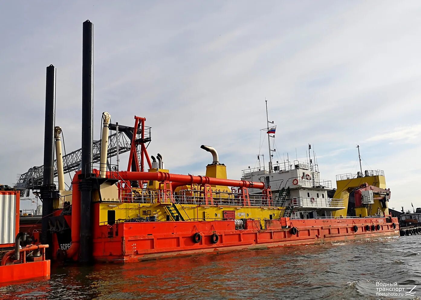 Дноуглубление. Земснаряд борей. Земснаряд анабар. Землесос амур. Земснаряд пчс 608.