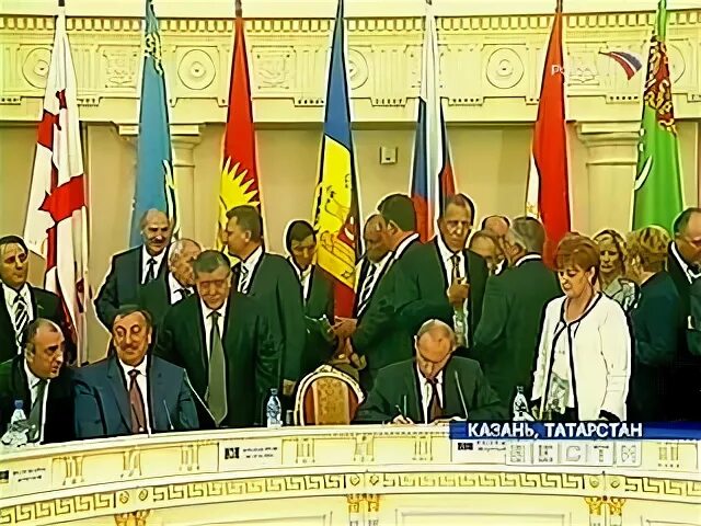 2022 год объявлен годом указ. 2023 год в россии объявлен годом эмблема. 2023 год год педагога и наставника в россии. 2021 год в татарстане объявлен годом родных языков и народного единства. Год науки и технологий стенд.