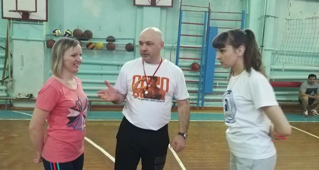 пятая школа в верхнем уфалее. верхний уфалей школа 6. 7 школа верхний уфалей. 6 школа апатиты. 5 школа верхний.