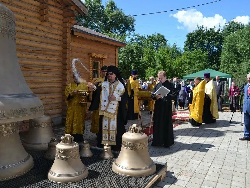 Храм святителя иова на можайском шоссе. Храм святителя иова на можайском шоссе расписание. Храм святого иова волгоград 2022 семь ветров. Храм святителя иова на можайском шоссе расписание. Храм святителя иова на можайском шоссе.