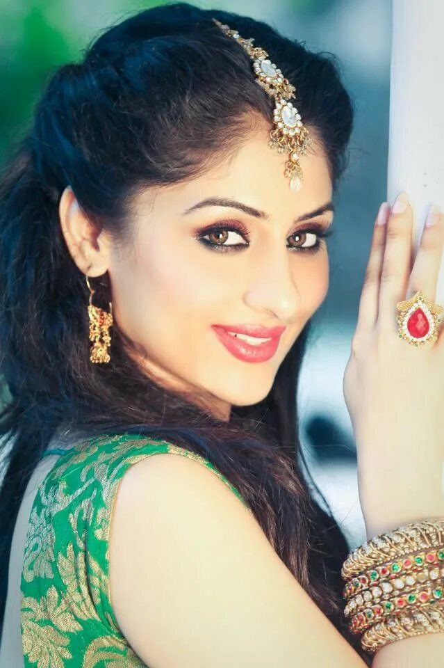 Анкита шарма. Анкита шарма. Анкита монтазе индийская. Анкита шарма. Анкита лакхандар.