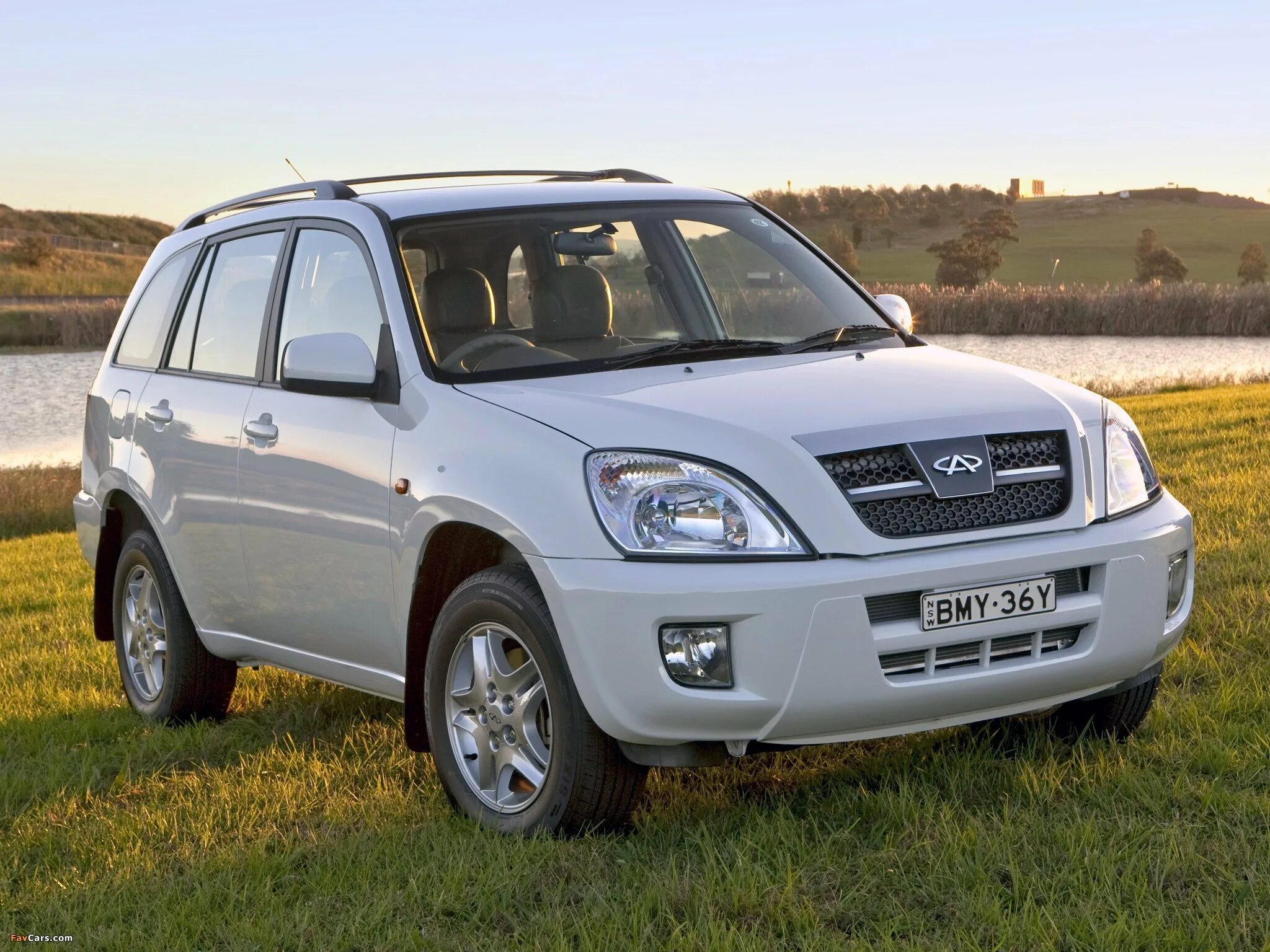 Автомобиль черрм тигго. Черри тигго 11. Чери тиго 2013. Chery tiggo suv t11. Chery tiggo t11.