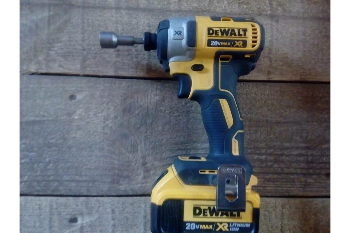 Чем отличается винтоверт от шуруповерта. Винтоверт dewalt dcf887n. dewalt 850 шуруповерт. винтовёрт dewalt 845.