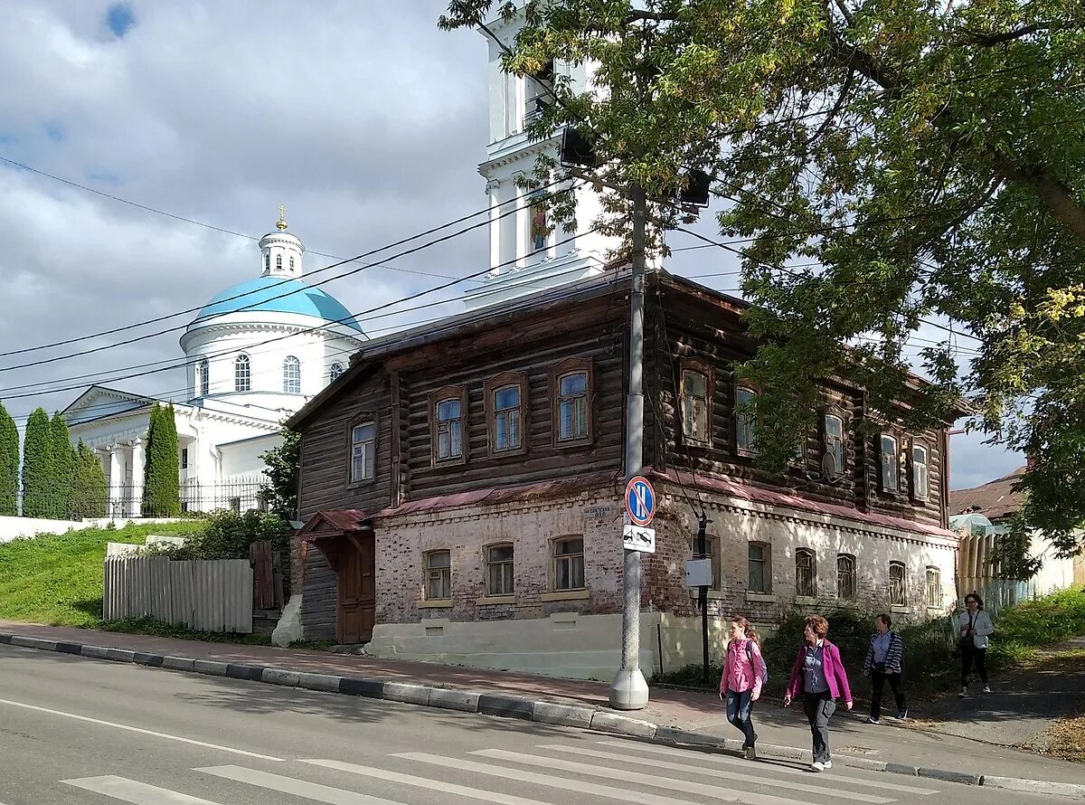 Доброе серпухов. Город серпухов зимой. Памятники г серпухова. Где погулять вечером в серпухове. Малахит серпухов, серпухов.