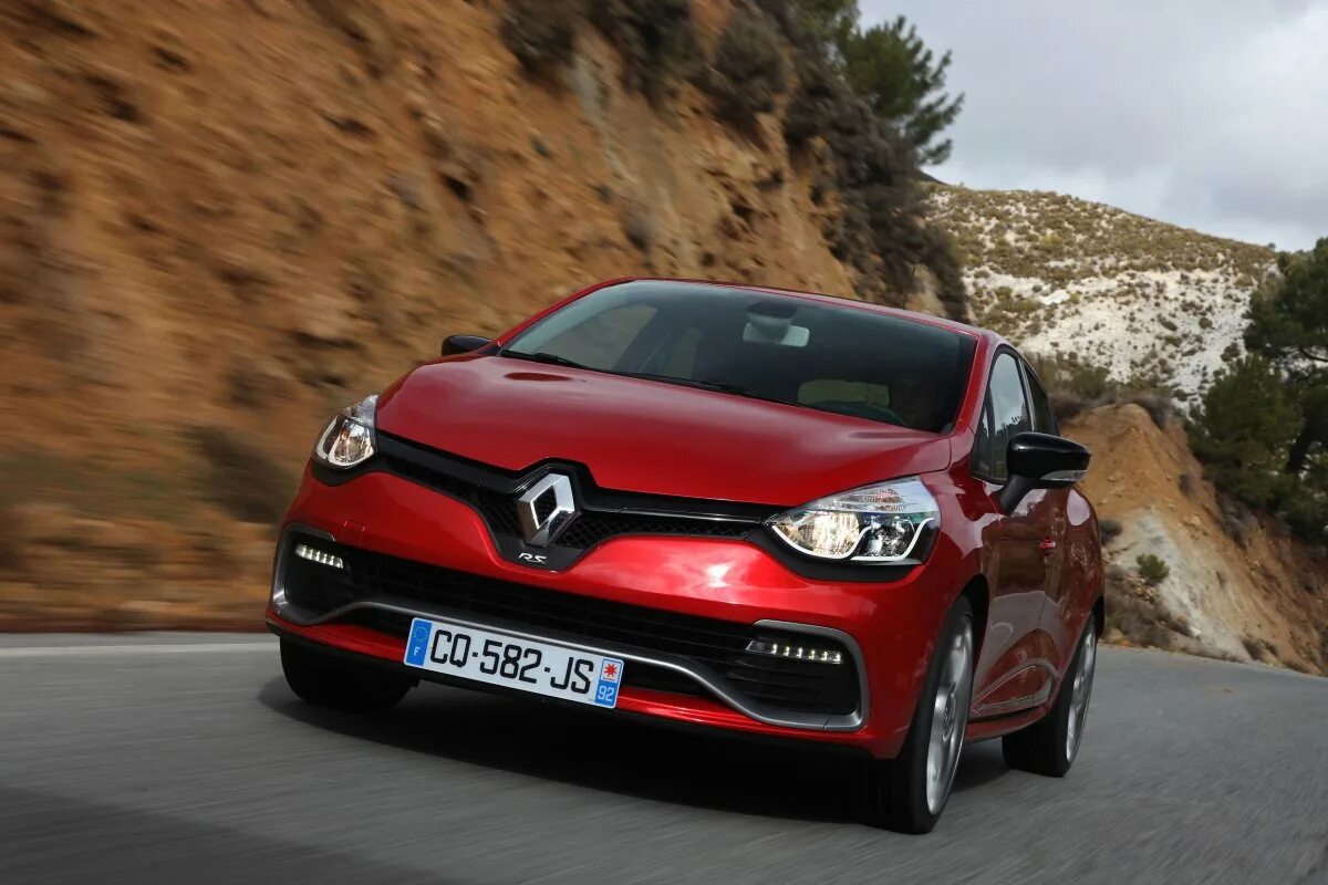 Покажи машину renault. Renault clio 4. renault clio rs 2013. рено клио рс iv. renault clio новый.