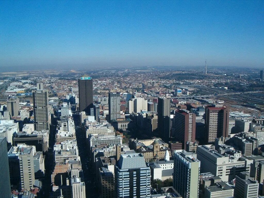 ЮАР Йоханнесбург. Йоханнесбург небоскреб колодец. Йоханнесбург вид сверху. Йоханнесбург богатые районы. Difficult city