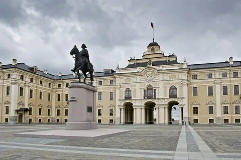 Резиденция константиновский дворец