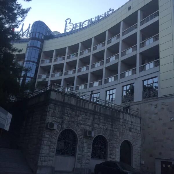Арена хоста. Мыс видный сочи арена. хоста мыс видный корпус арена. корпус арена санаторий мыс видный. мыс видный санаторий сочи арена.