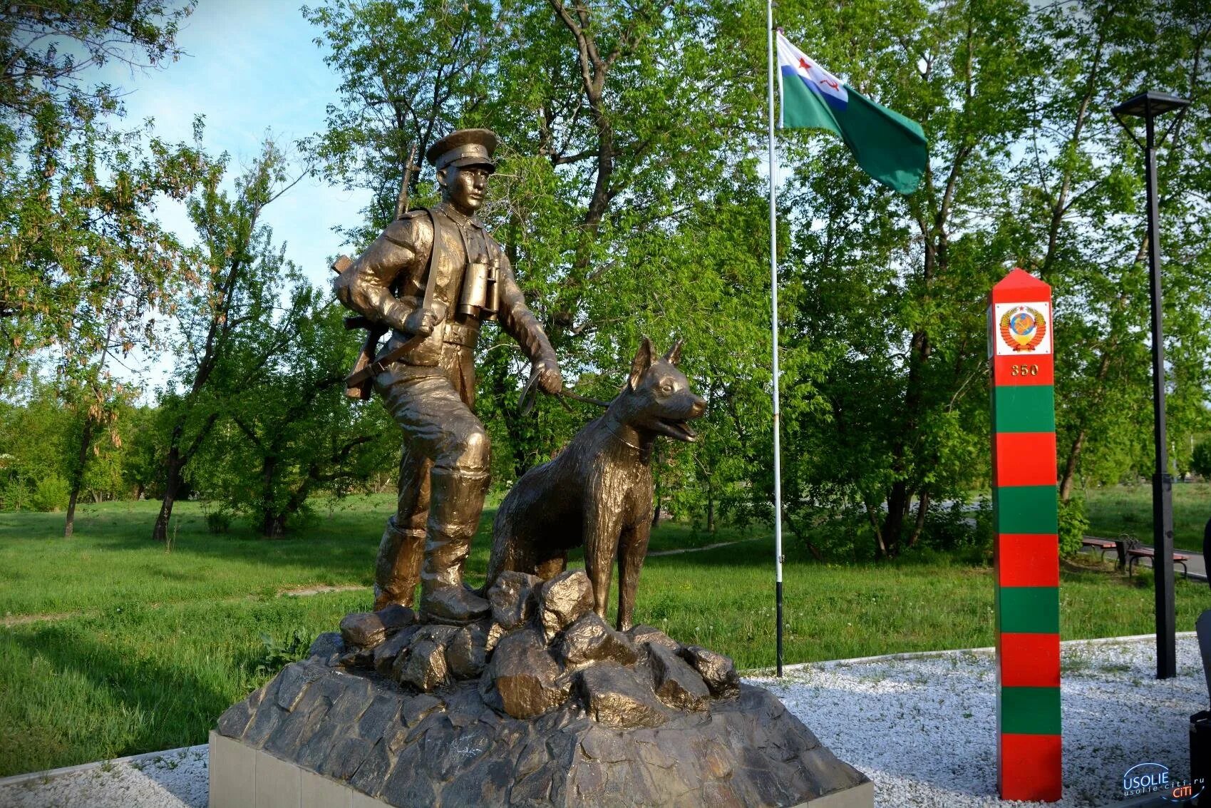 Как нарисовать столб пограничника