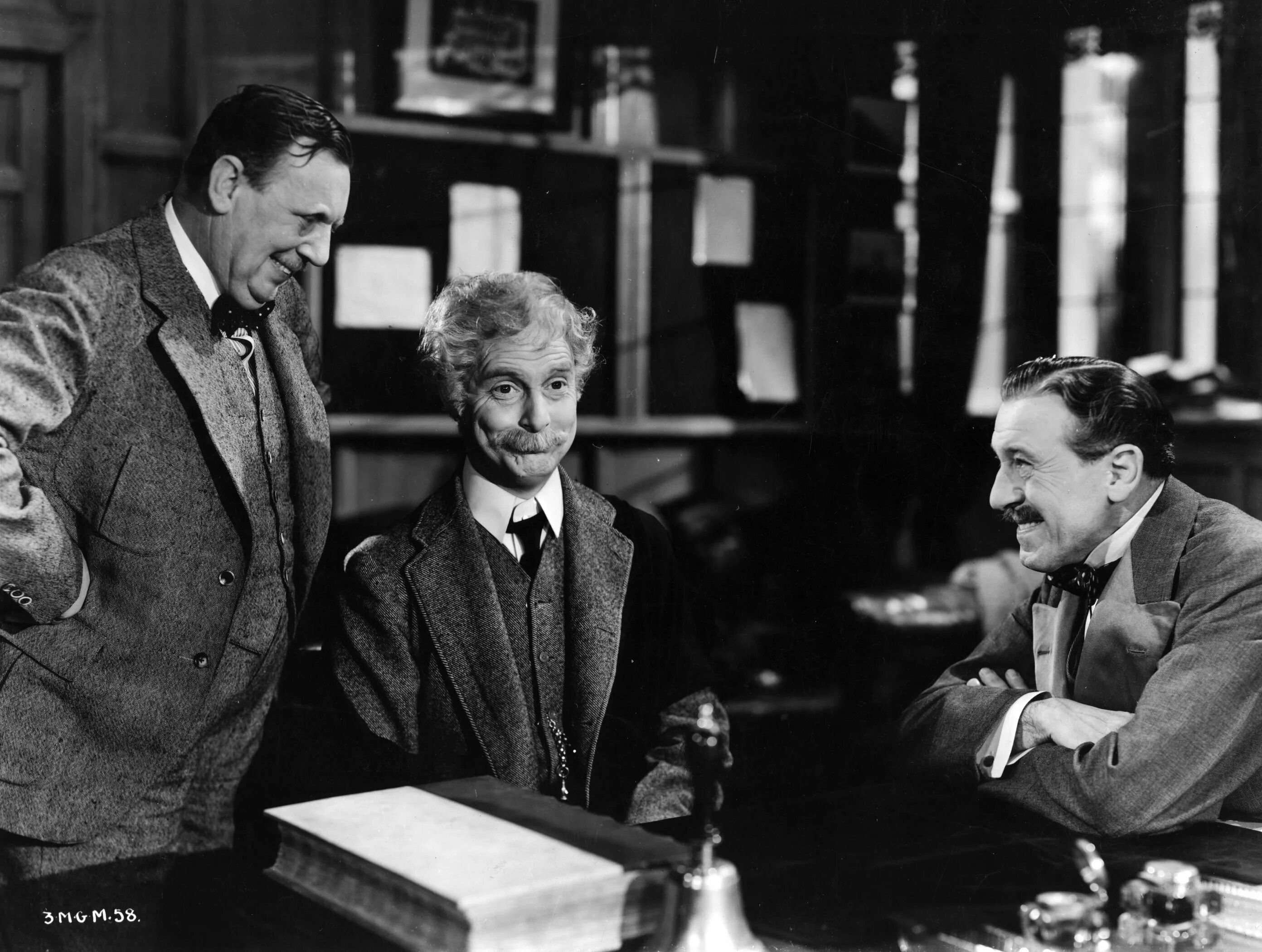 До свидания чипс. Goodbye, mr. chips (1939). до свидания мистер чипс.
