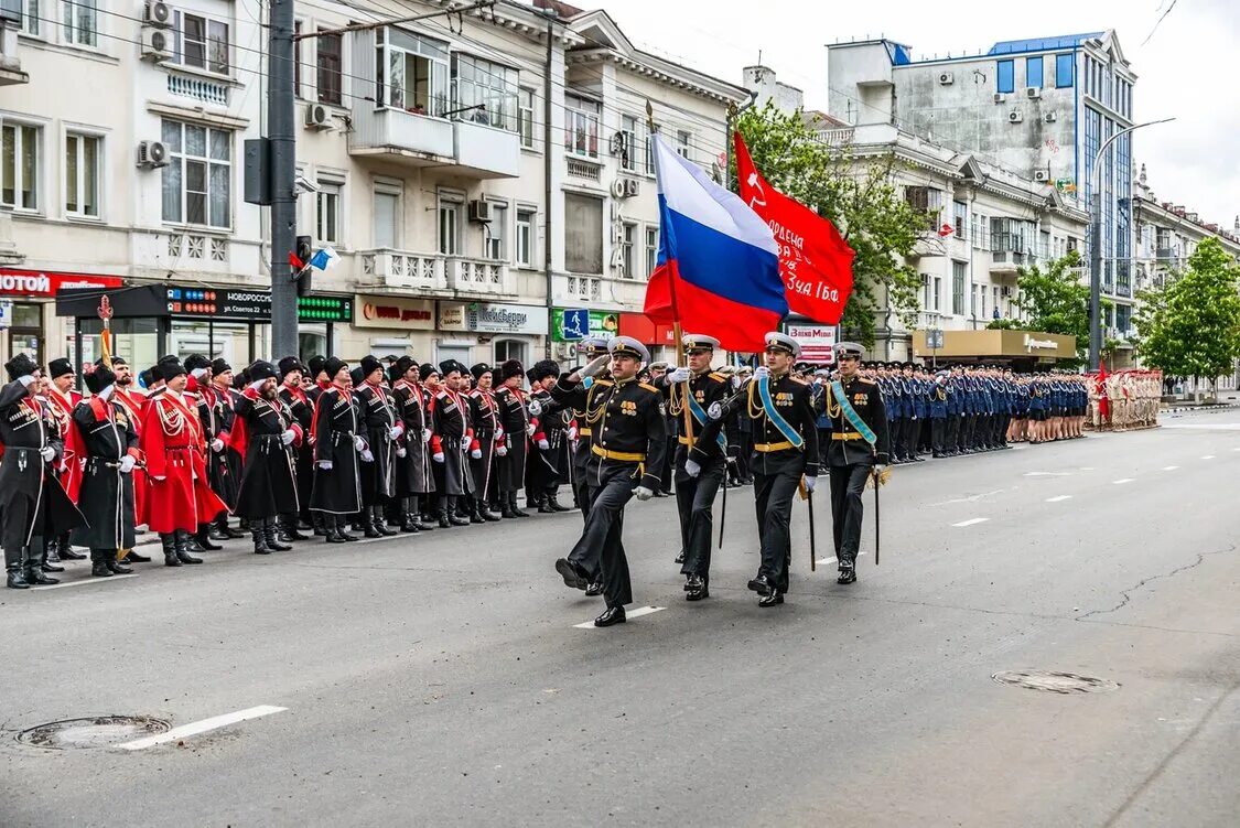 30 Июля парад в Новороссийске. Парад вновороссийскнв записи 2023. Женщины прокуратуры на параде в Новороссийске. Блокнот Новороссийск журналистка. Город новороссийск новости сегодня