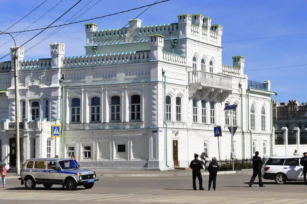 Нерчинск дворец. Нерчинск музей Бутинский. Город Нерчинск Бутинский дворец. Усадьба Бутина Нерчинск. Г Нерчинск Забайкальский край.