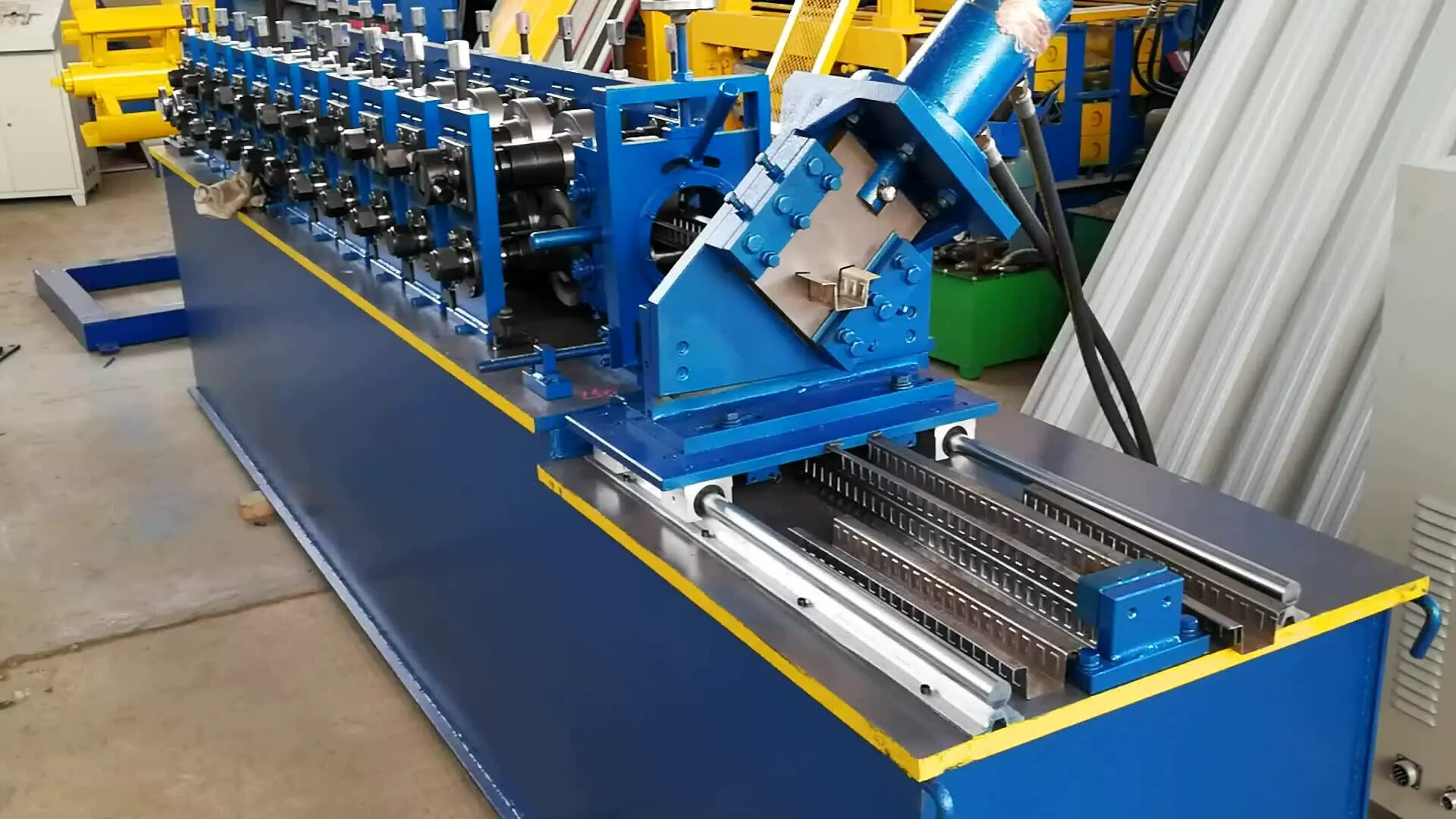 Инструменты профилирования. Roll forming machine. станки для профилирования металла. станок профилировочный металлического. формовочный станок для металла.