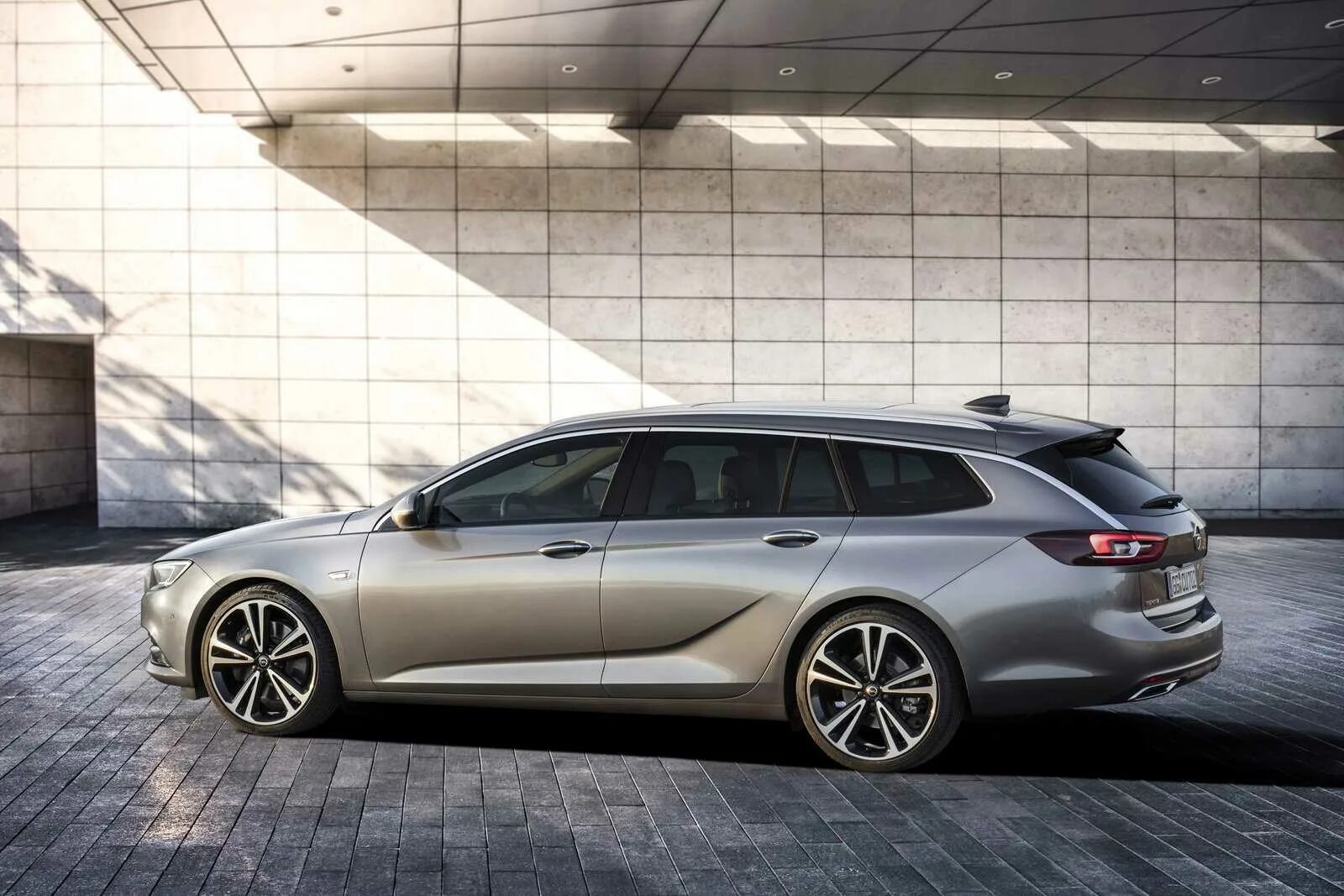 Опель Инсигния универсал 2017. Opel Insignia Sports Tourer 2017. Opel Insignia Sports Tourer 2018. Opel Insignia Sports Tourer 2022.