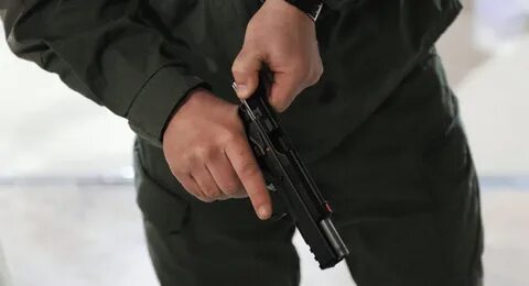 Угрожают оружием