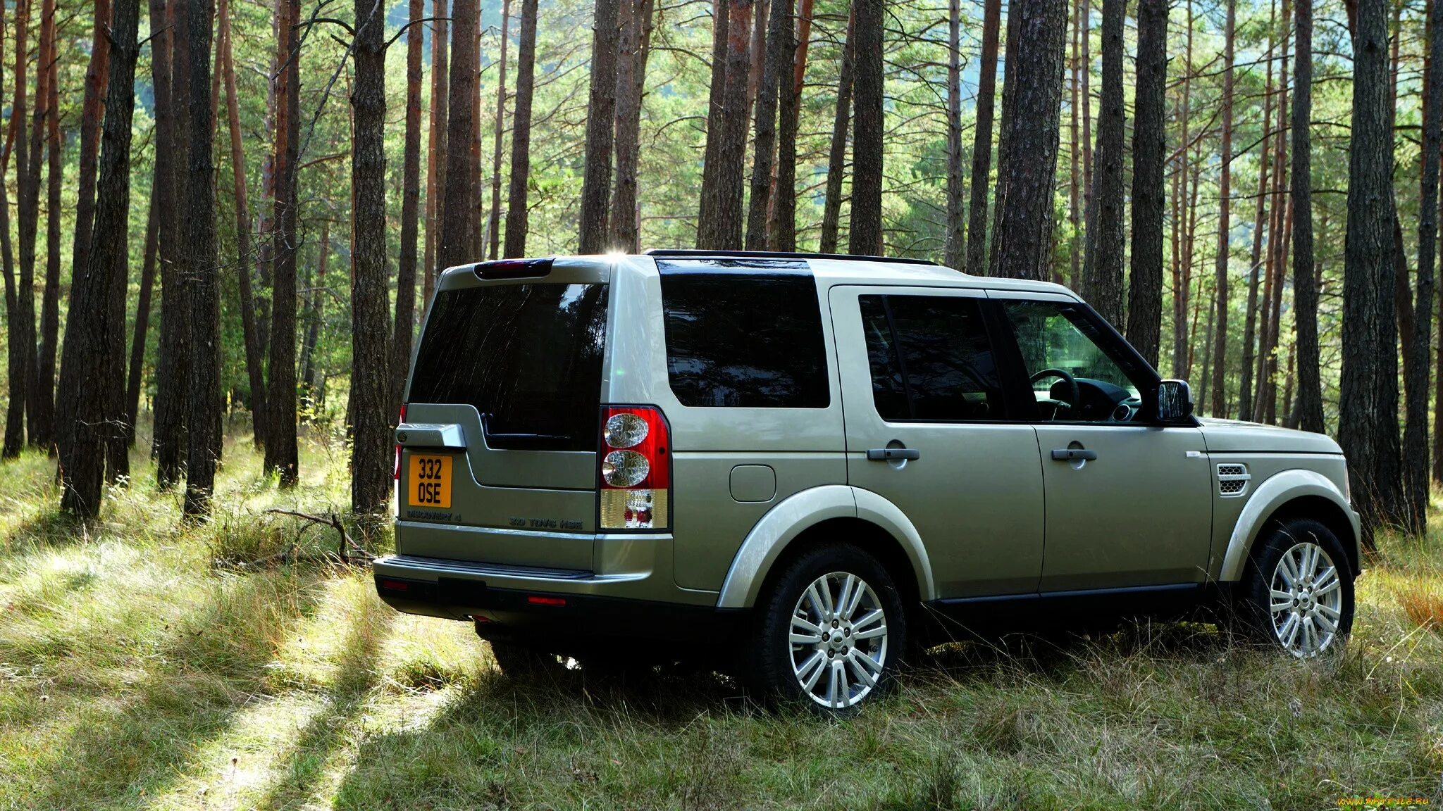 Дискавери список. Land Rover Discovery 4. Ленд Ровер Дискавери 4 2009. Land Rover Discovery 2010. Land Rover Discovery tdv6.