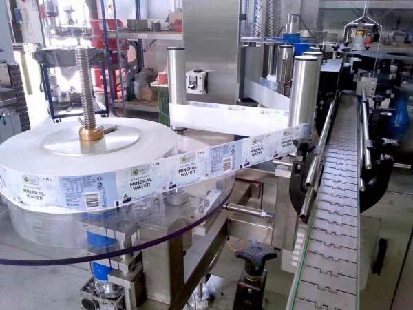 Roll line. Лавашная линия roll-line. этикеровочная машина rolls 300. эа-8000 этикетировочный автомат. автоматическая этикетировочная машина z roll line.