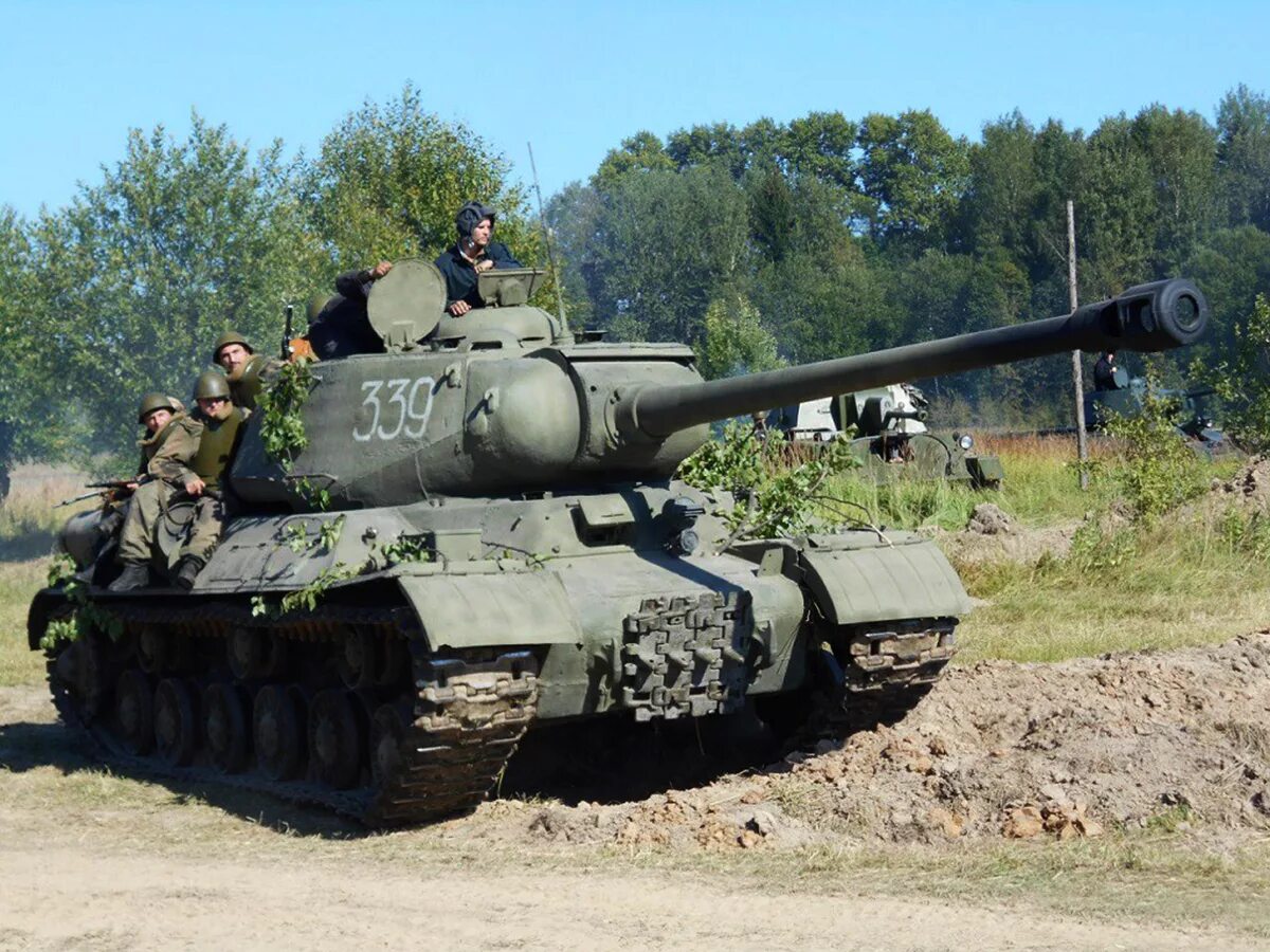 Военный ис. Танк ИС-2. ИС-2 основной боевой танк. Ис2. ИС 2 1943.