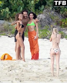 Dua Lipa Shows Off Her Bikini Body & Tits While on Holiday in St Barts ...