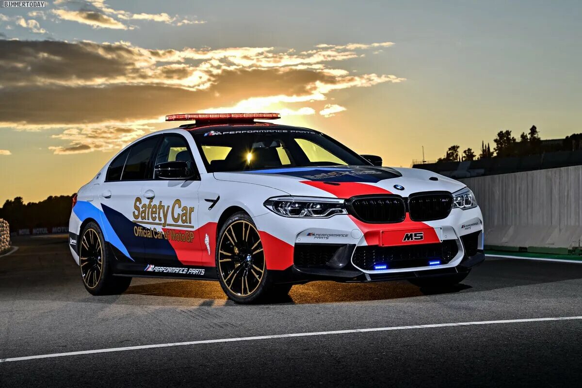 БМВ м5 ф90. BMW m5 f90 Safety car. Car BMW m5 f 90. BMW m5 MOTOGP Safety car. Гонки бмв м5