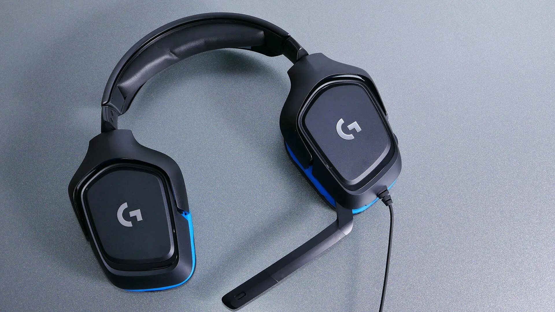 Как подключить наушники логитек. Logitech g432. logitech g g432. g432 наушники logitech софт. logitech 432 наушники.