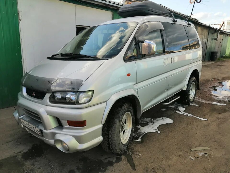 Дром благовещенск амурская. Митсубиси Делика 2000г. Mitsubishi Delica оракал. Mitsubishi Delica lp036. Делика ЛО 39.