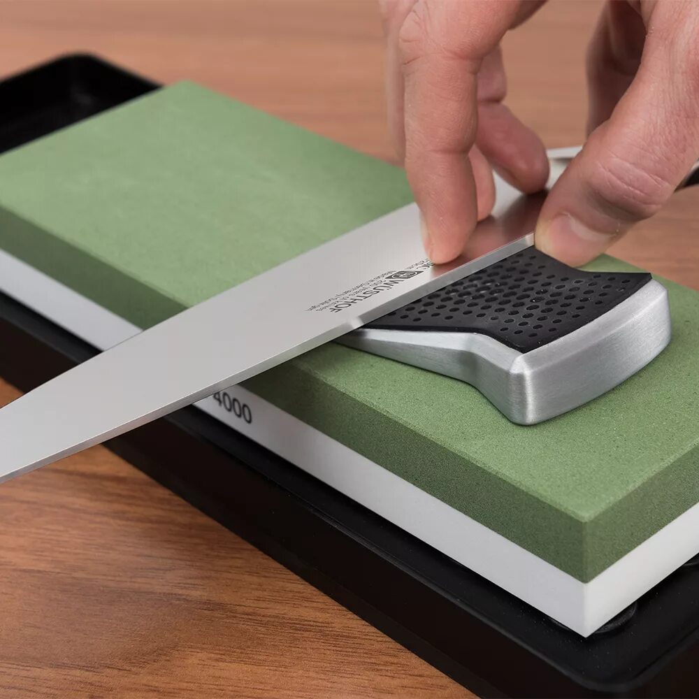 Приспособление для ножей