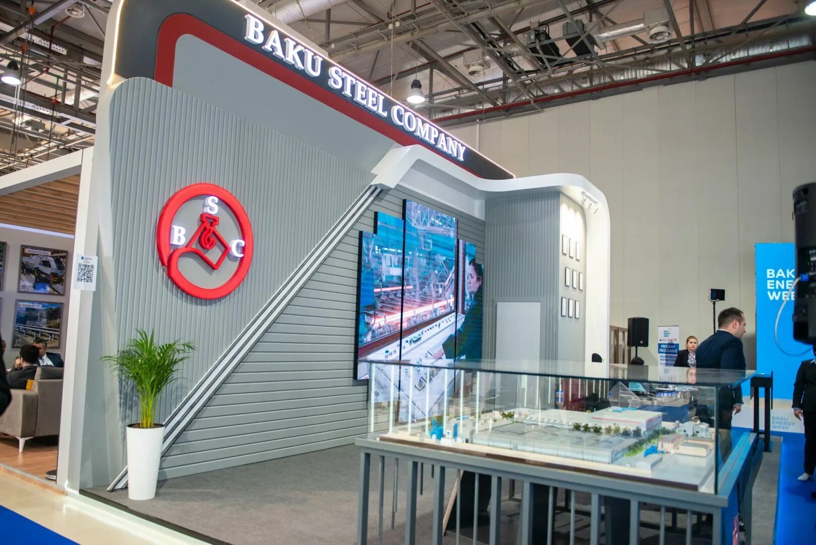 Total gas azerbaijan ceo. Oil gas exhibition. Caspian oil and gas. Выставка нефть. Caspian oil and gas caspian power 2022.