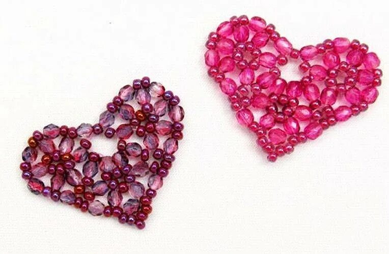 Сердце из бисера туториал. Сердечко из бисера. сердечко из бисера объемное. плетение из бисера сердечко. бисероплетение сердечко.