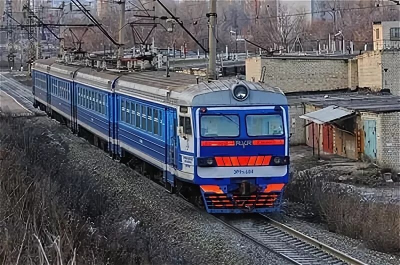 Электричка на тарханы. Поезд электричка ржд. Электричка на тарханы. Электричка на тарханы. Станция тарханы саратовская область.