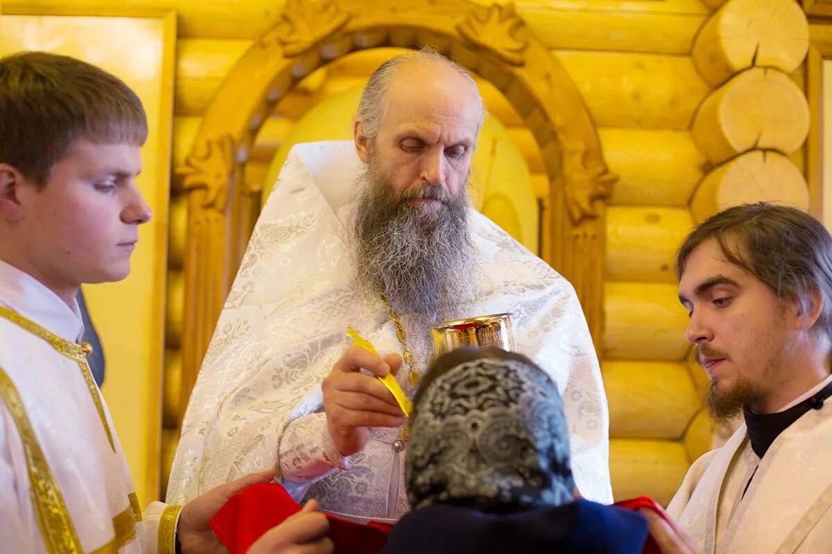 храм марии магдалины в бутово духовенство. храм на чечерском в южном бутово. священники храма марии магдалины в бутово москва. храм марии магдалины в бутово. храм марии магдалины в бутово.