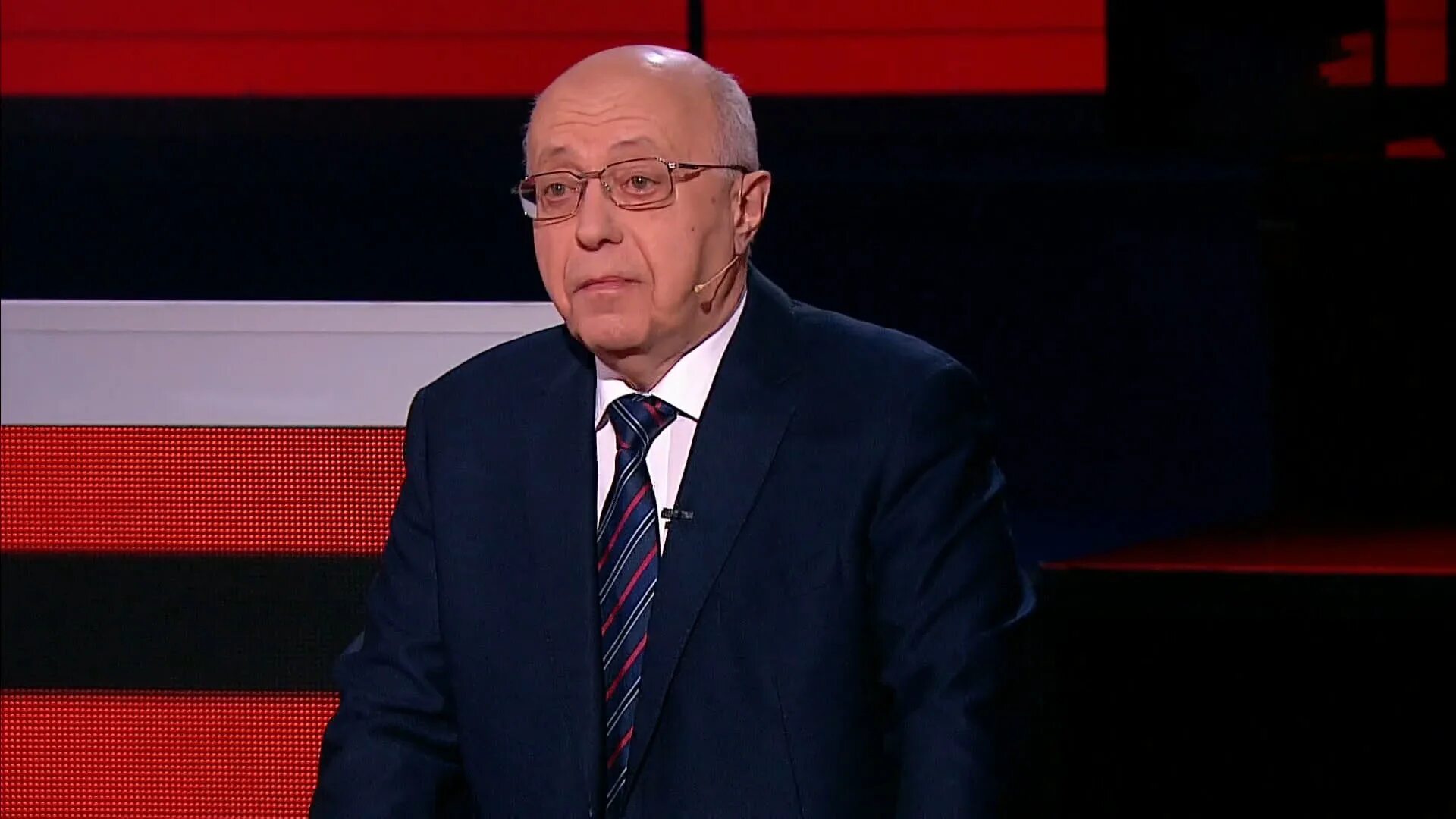 Передача соловьева вчерашний. Вечер с владимиром соловьевым апрель. 2022 гости студии. 02. Соловьев 1 канал.