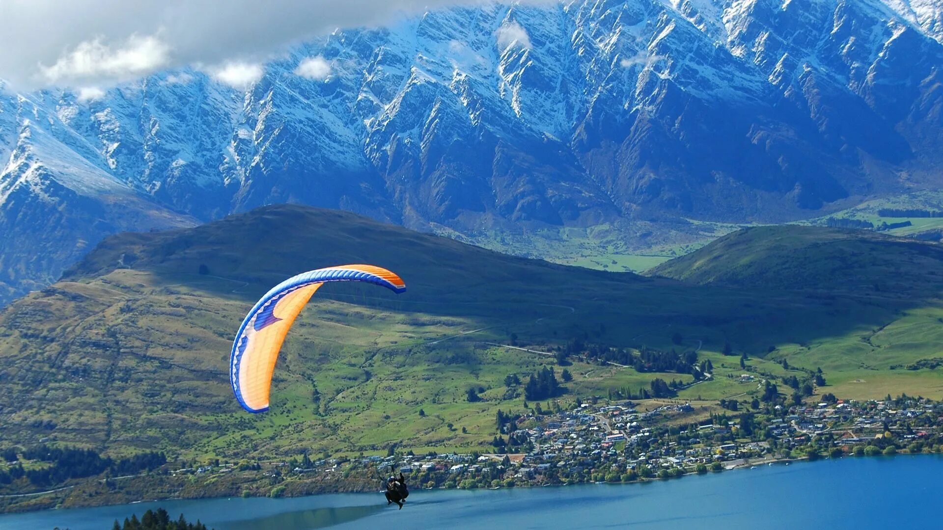 Куинстаун (ЮАР). Paragliding New Zealand. Куинстаун леса. Квинстаун планеры фото.