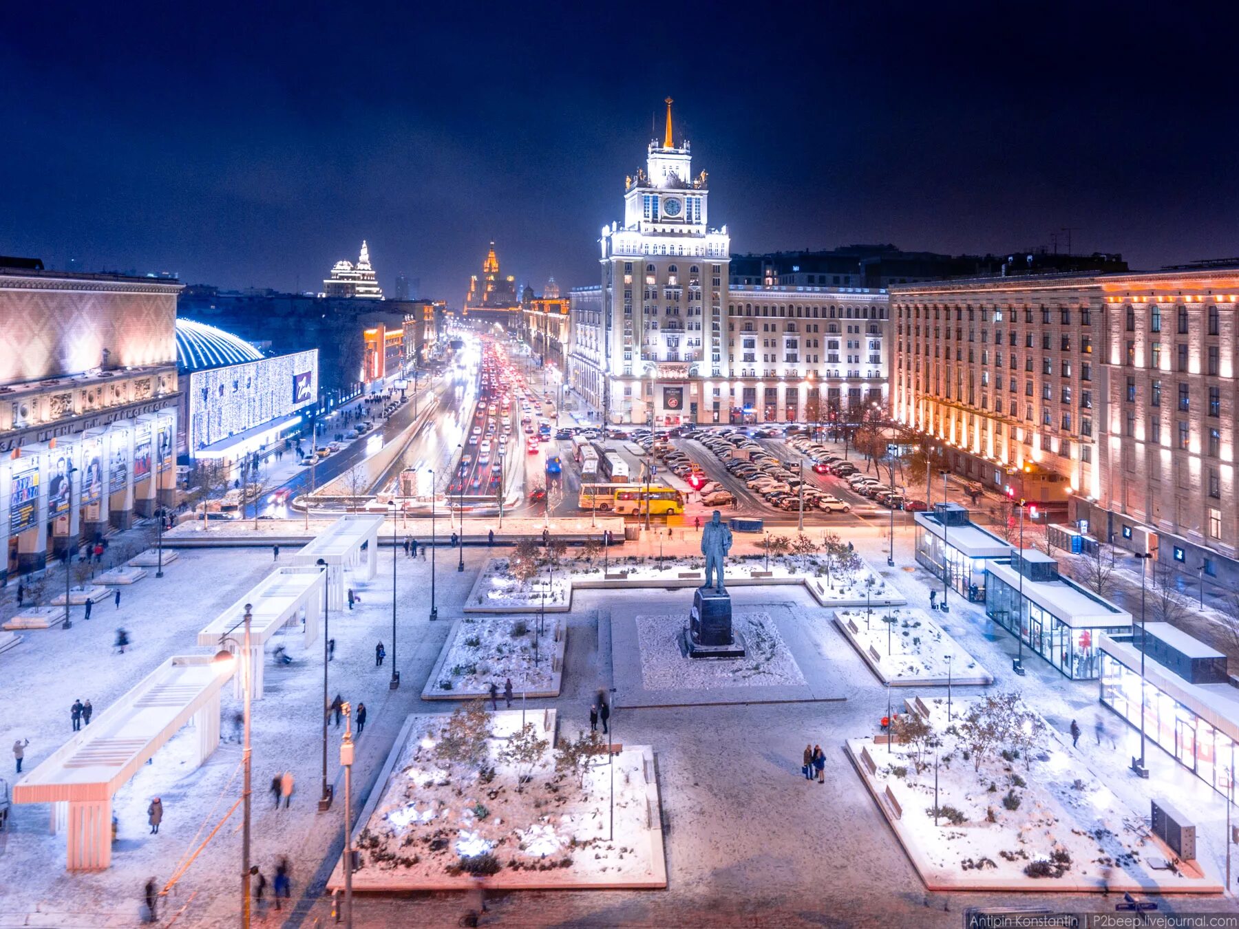 Чувствовать площадь. Площадь Маяковского в Москве. Триумфальная площадь. Маяковская Триумфальная площадь. Тверская Триумфальная площадь.