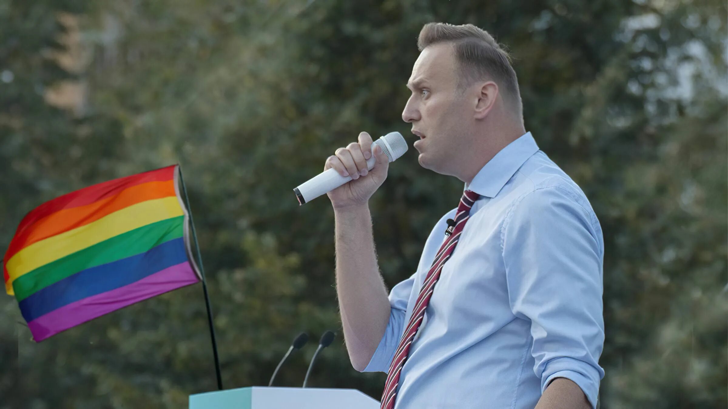 Затылок Навального. Навальный скошенный затылок. Навальный плоский затылок. Общение с душой навального