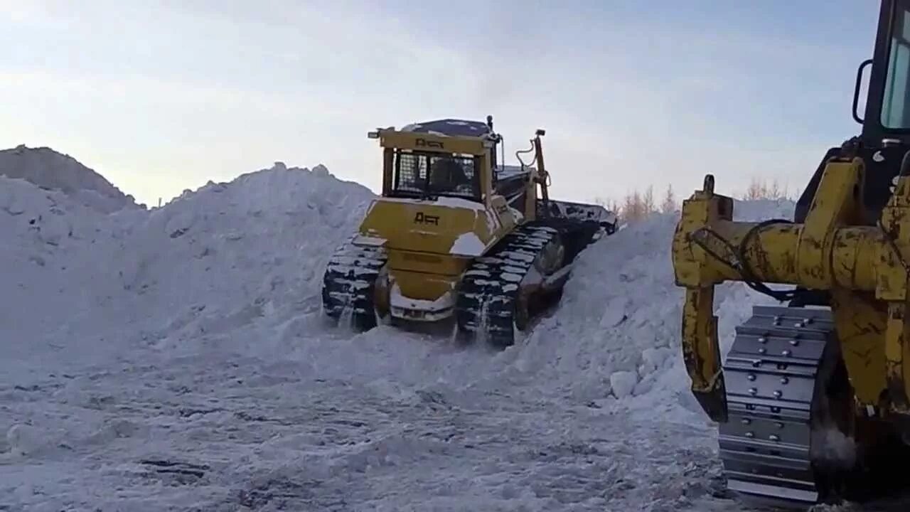 Бульдозер тест. Тм10.10 гст10. гидростатическая трансмиссия бульдозера. гст белаз. работа в арктике бульдозеристом.