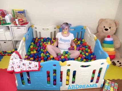 Today we are having fun shooting with super cute. appleabdl. 