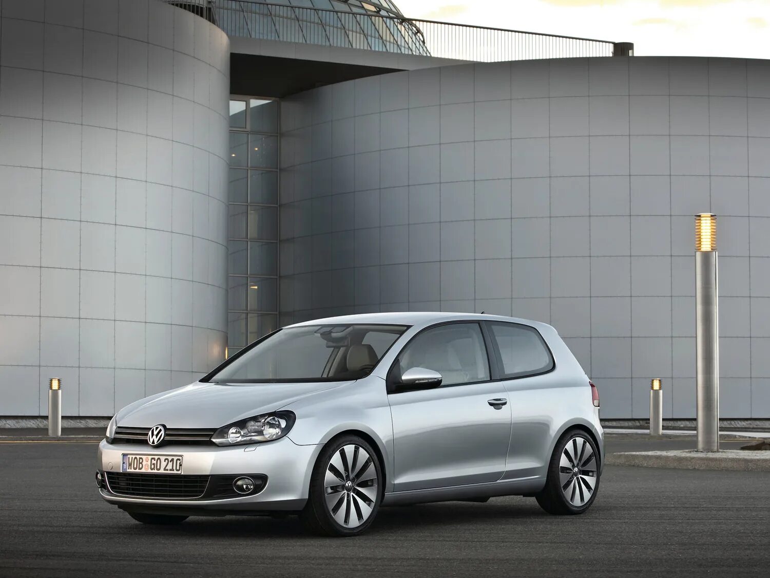 Volkswagen golf 6 поколения. Volkswagen golf 6 3 doors. Volkswagen golf 6 поколения. Фольксваген гольф 6 поколения. Volkswagen golf 6 поколения.