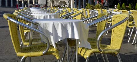 Table public
