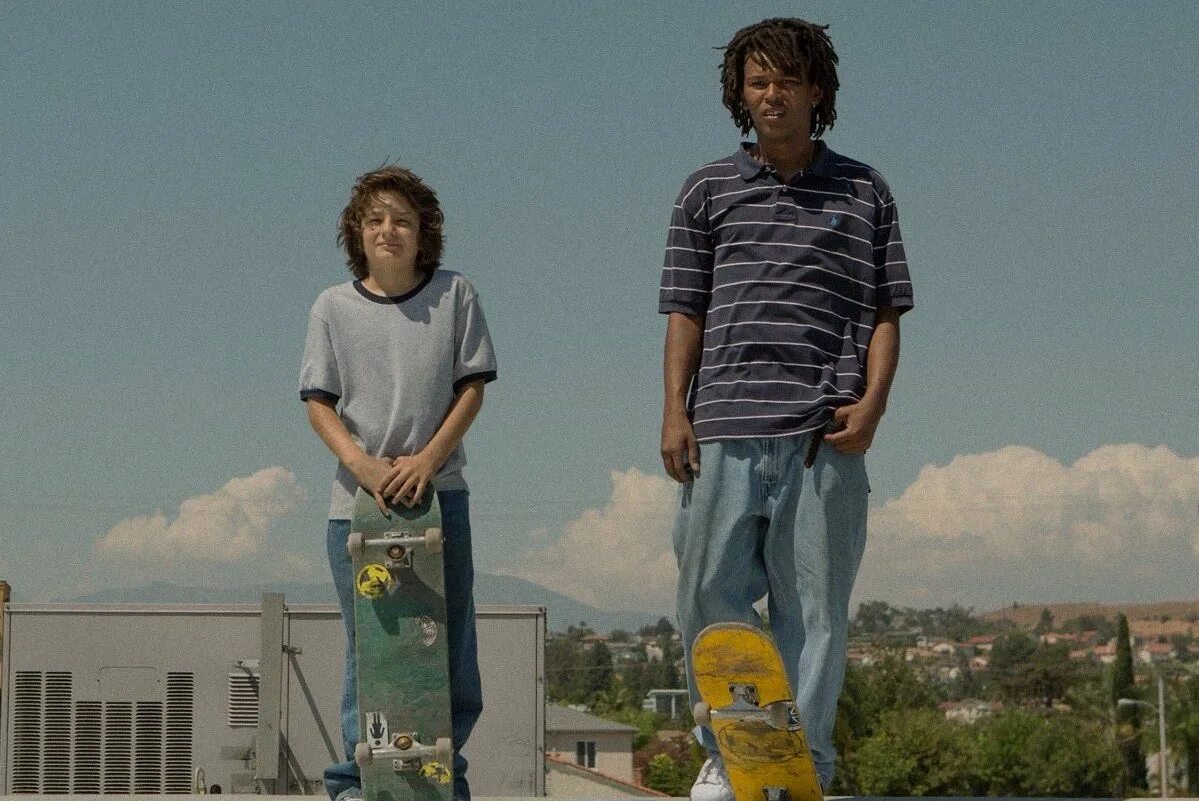 90 s ru. Mid90s (2018). Середина 90-х / mid90s (Джона Хилл, 2018).