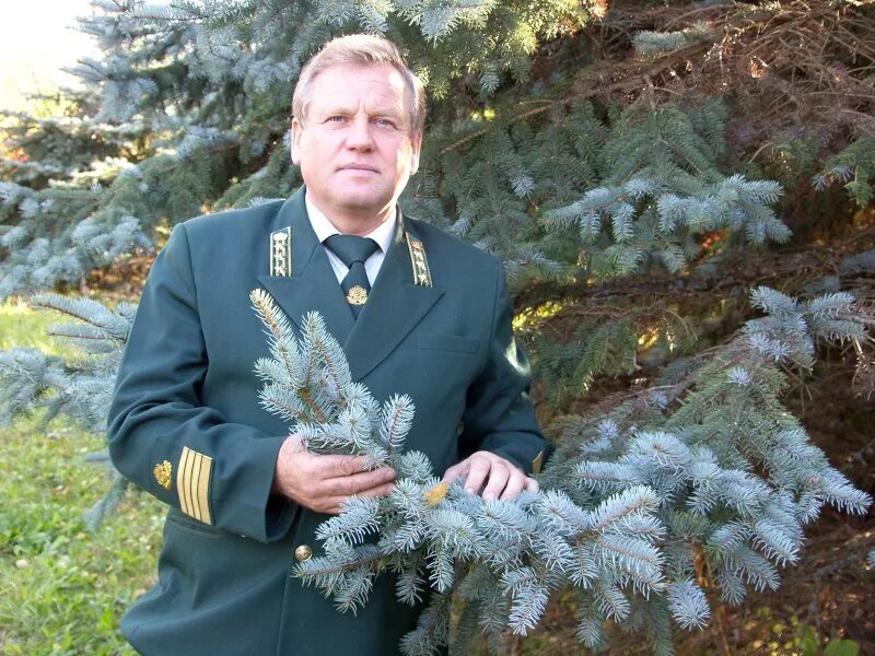 Вахтер охранник. Охранник на проходной. Сторож камышин. Сторож камышин. Сторож камышин.