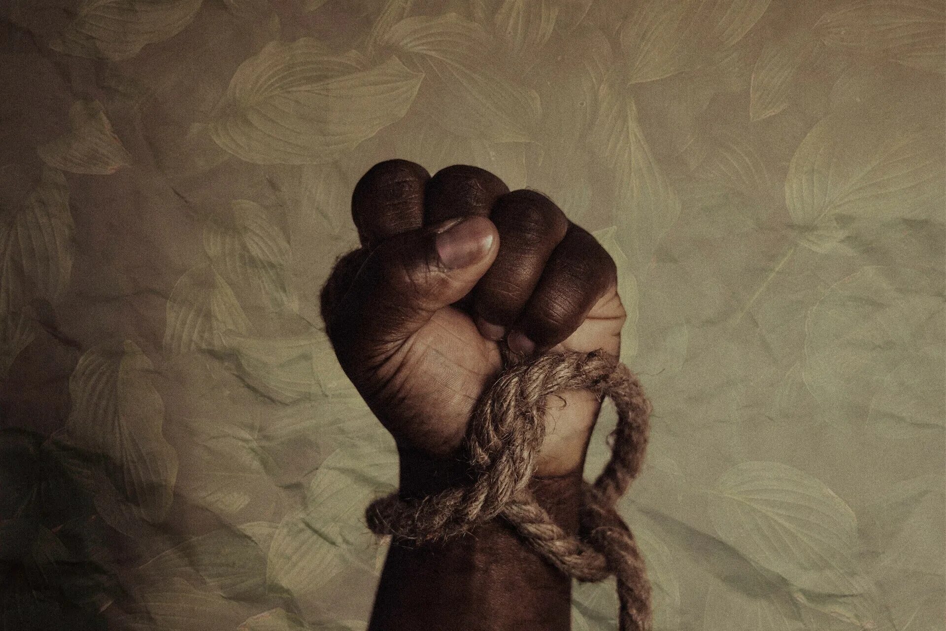 Последнее отмененный рабства. Всемирный день борьбы с рабством. День борьбы за отмену рабства. День борьбы за отмену рабства картинки. Международный день борьбы за отмену рабства 2 декабря.