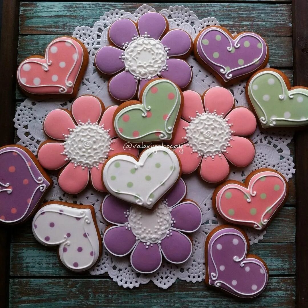 Пряники вайлдберриз. Пряники вайлдберриз. Пряничные наборы ко дню матери. Красивые имбирные пряники. Пряники вайлдберриз.