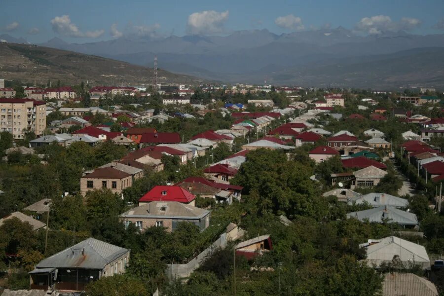 2008 г осетия. Цхинвали Южная Осетия. Город Цхинвал Южная Осетия. Южная Осетия столица Цхинвал. Цхинвали город.