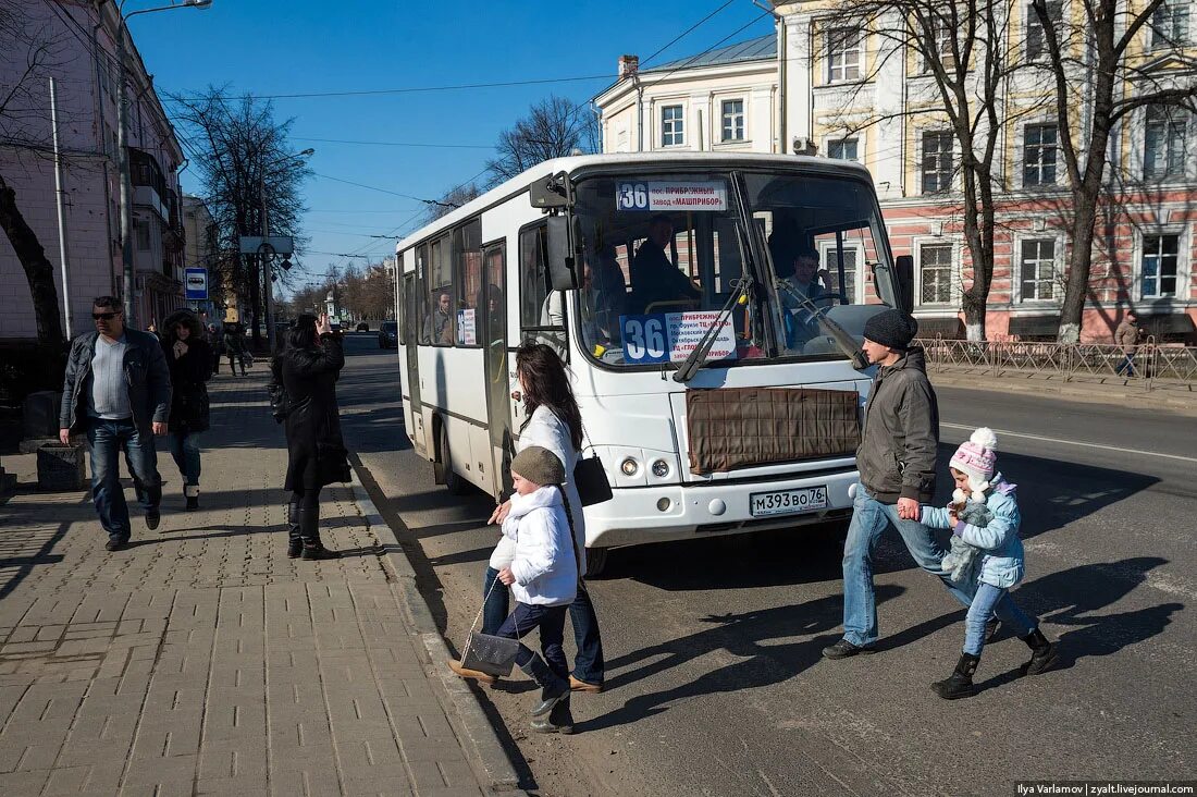 Ярославль плохой. Транспорт Россия плохой. Виды общественного транспорта в Ярославле.