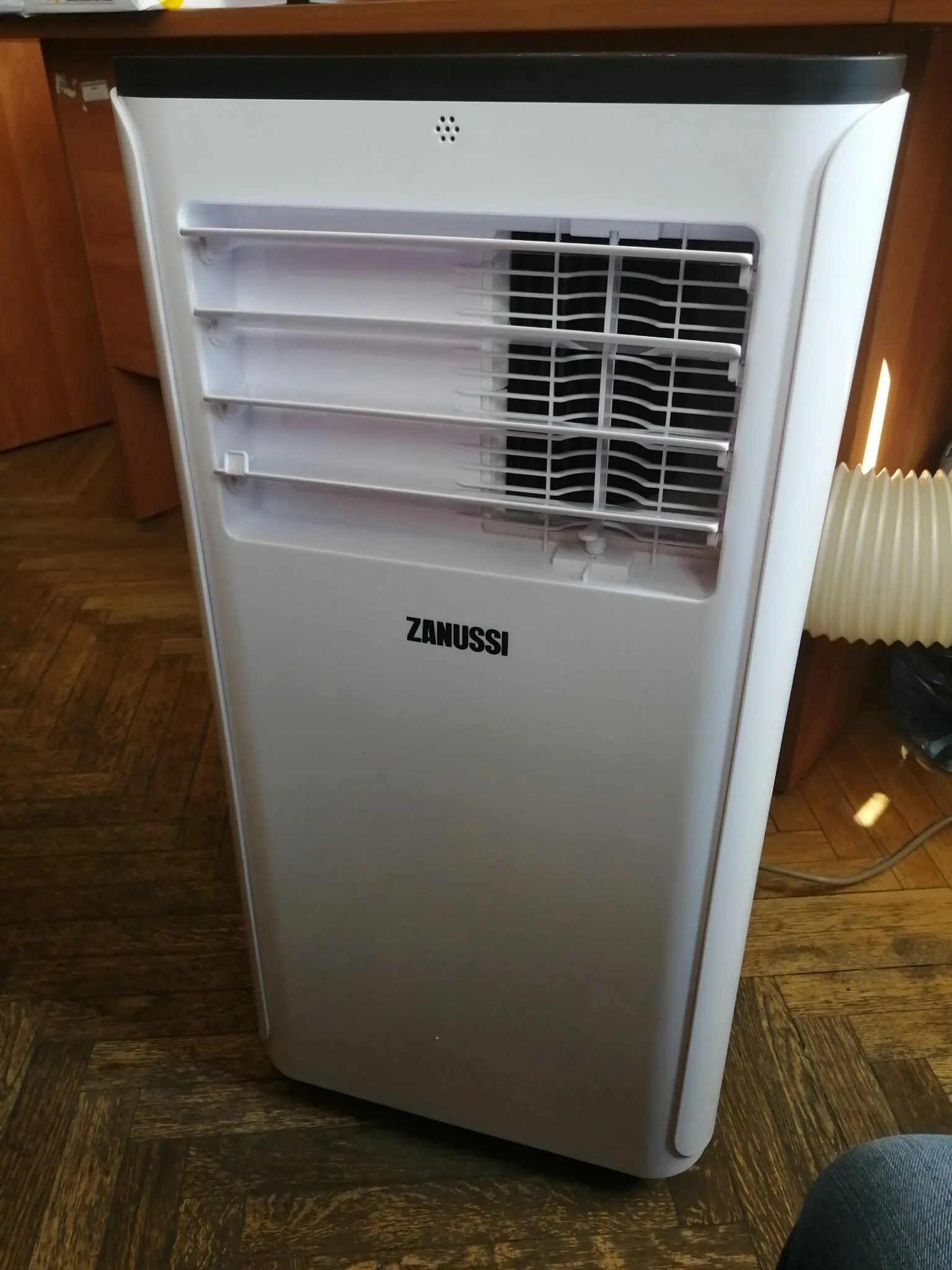 Zacm 09 msh n1. Мобильный кондиционер zanussi zacm-09. zanussi zacm-09 mp-iii  n1. zanussi zacm-09 mpn1. zacm-09 mpn1.