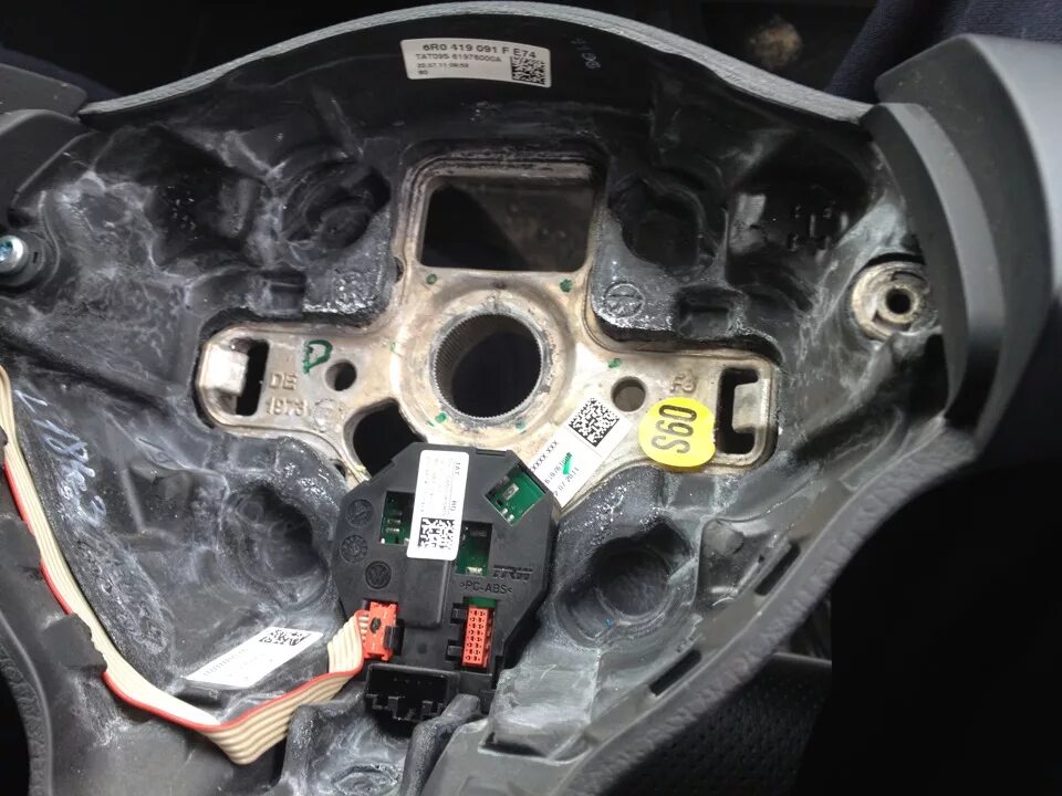 Как снять рулевую на поло седан 3063333 VAG Запчасти на DRIVE2