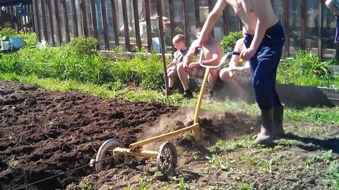 Плуг пахать огород
